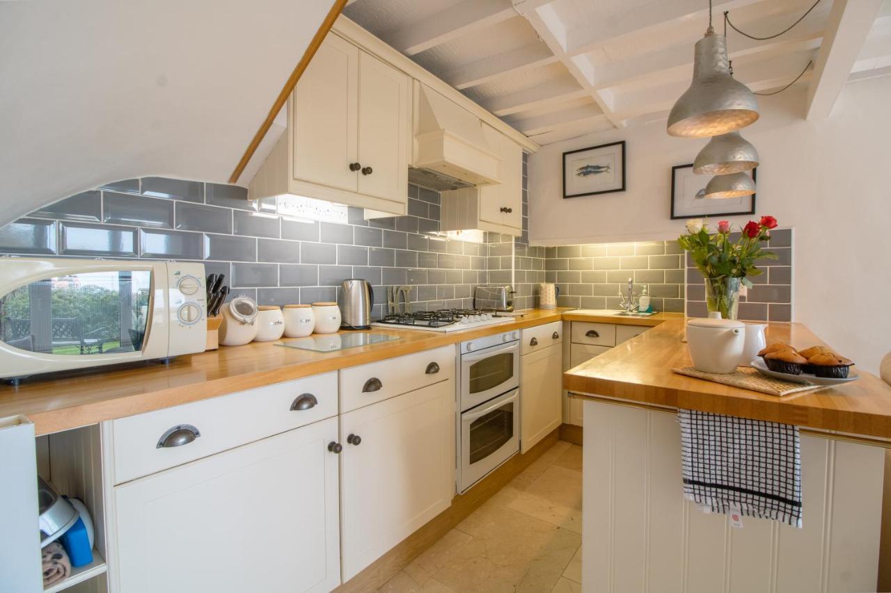 Villa Cormorant- Sea View, Couples Retreat à Brixham Extérieur photo